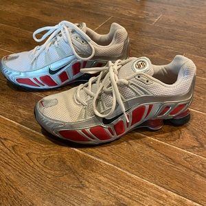 Mens Nike Shox shoes